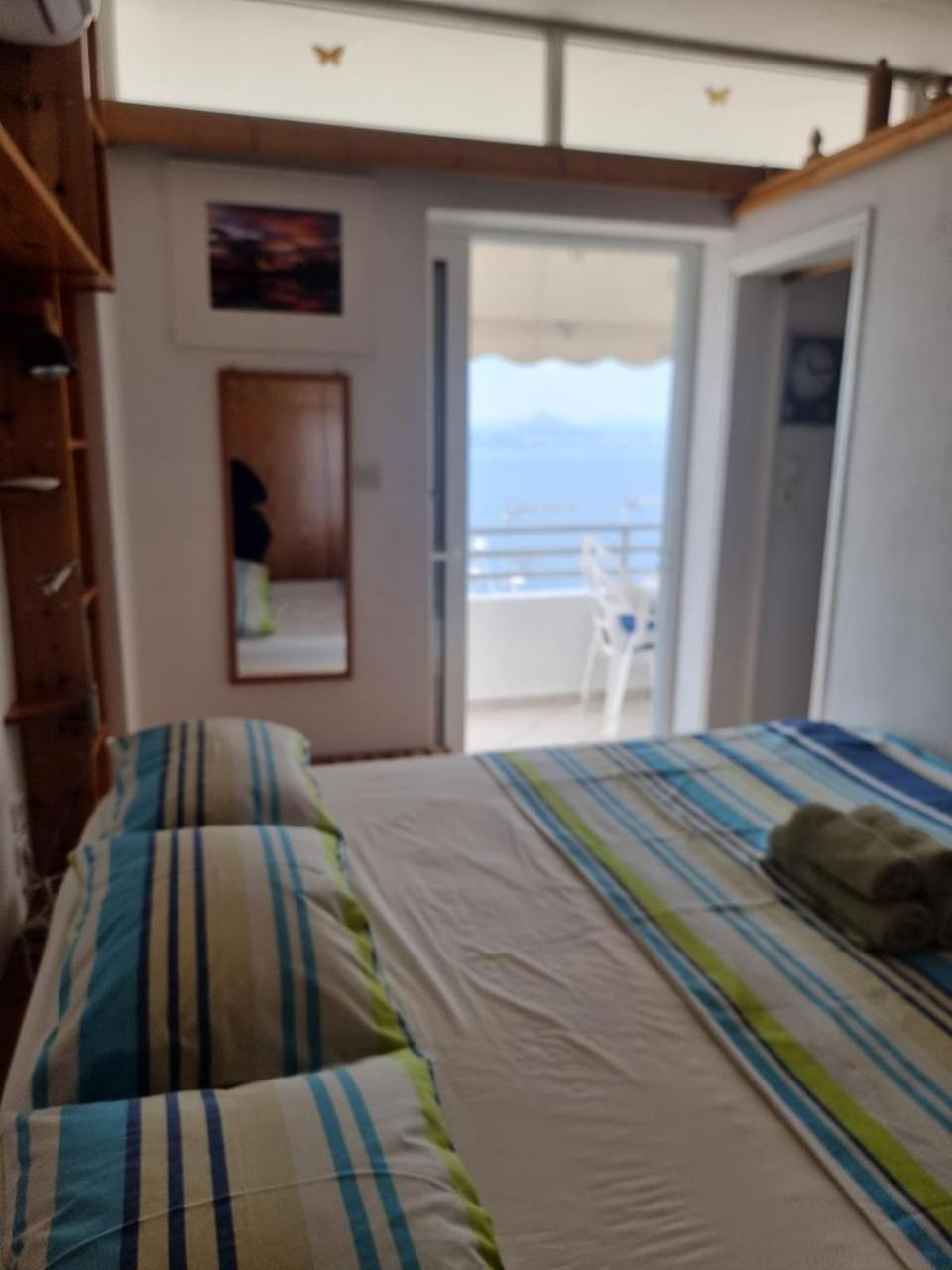 Atlas Apartment With Private Beach And Seaview Blue Λουτράκι Εξωτερικό φωτογραφία