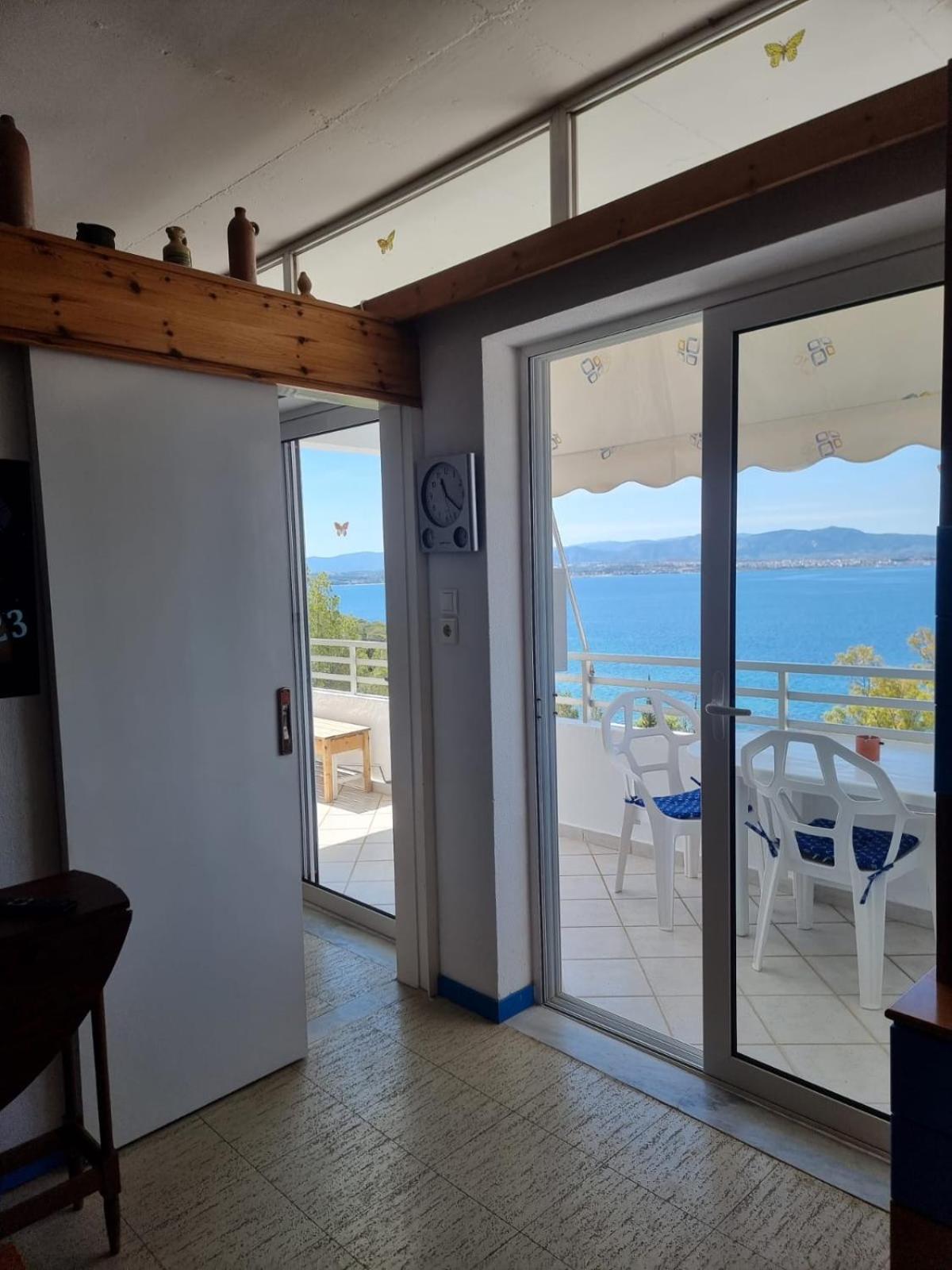 Atlas Apartment With Private Beach And Seaview Blue Λουτράκι Εξωτερικό φωτογραφία