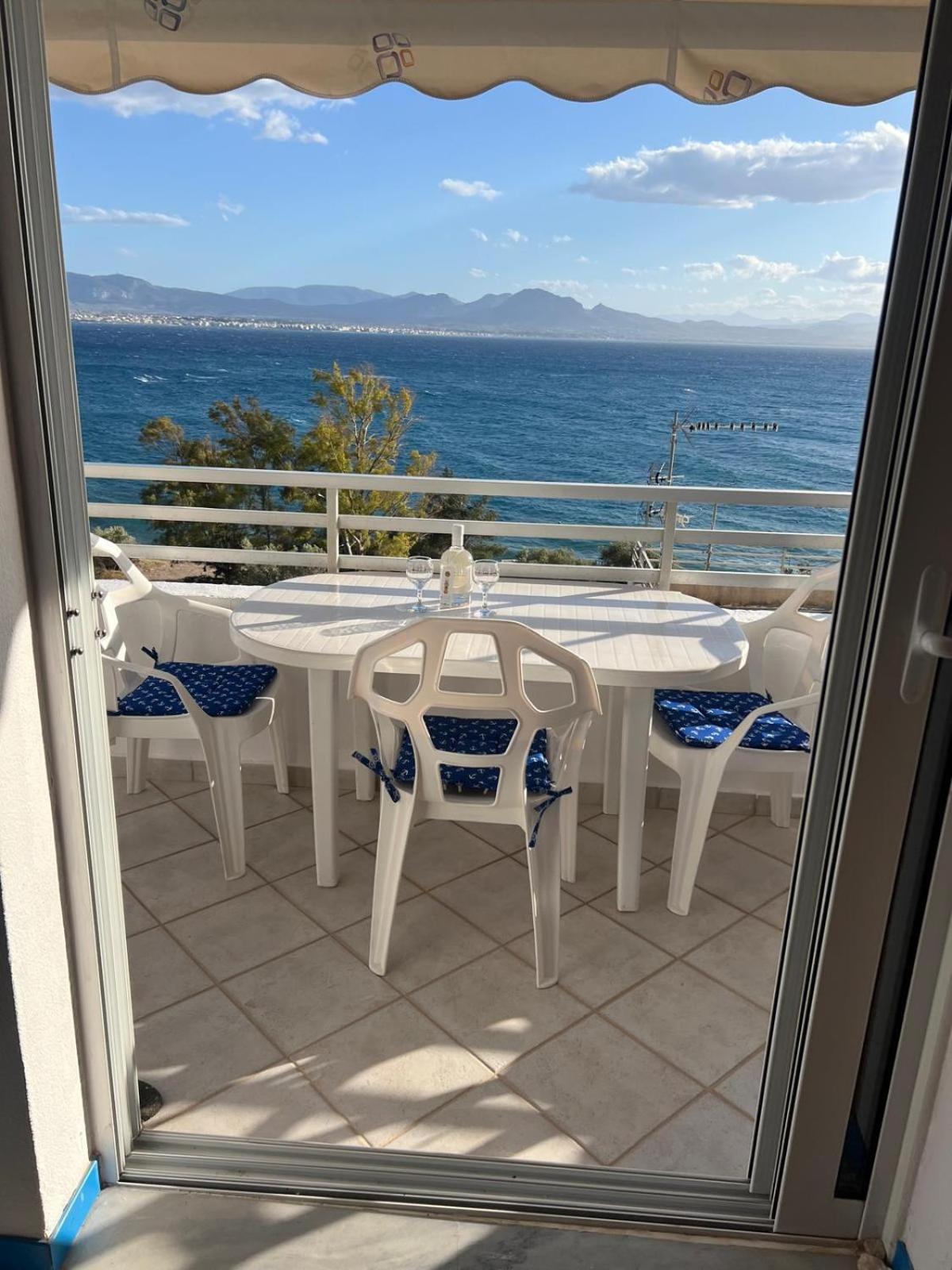 Atlas Apartment With Private Beach And Seaview Blue Λουτράκι Εξωτερικό φωτογραφία
